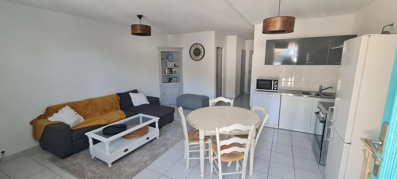 Appartement Rez-De-Jardin Jas Des Baronnies Curnier Apartment